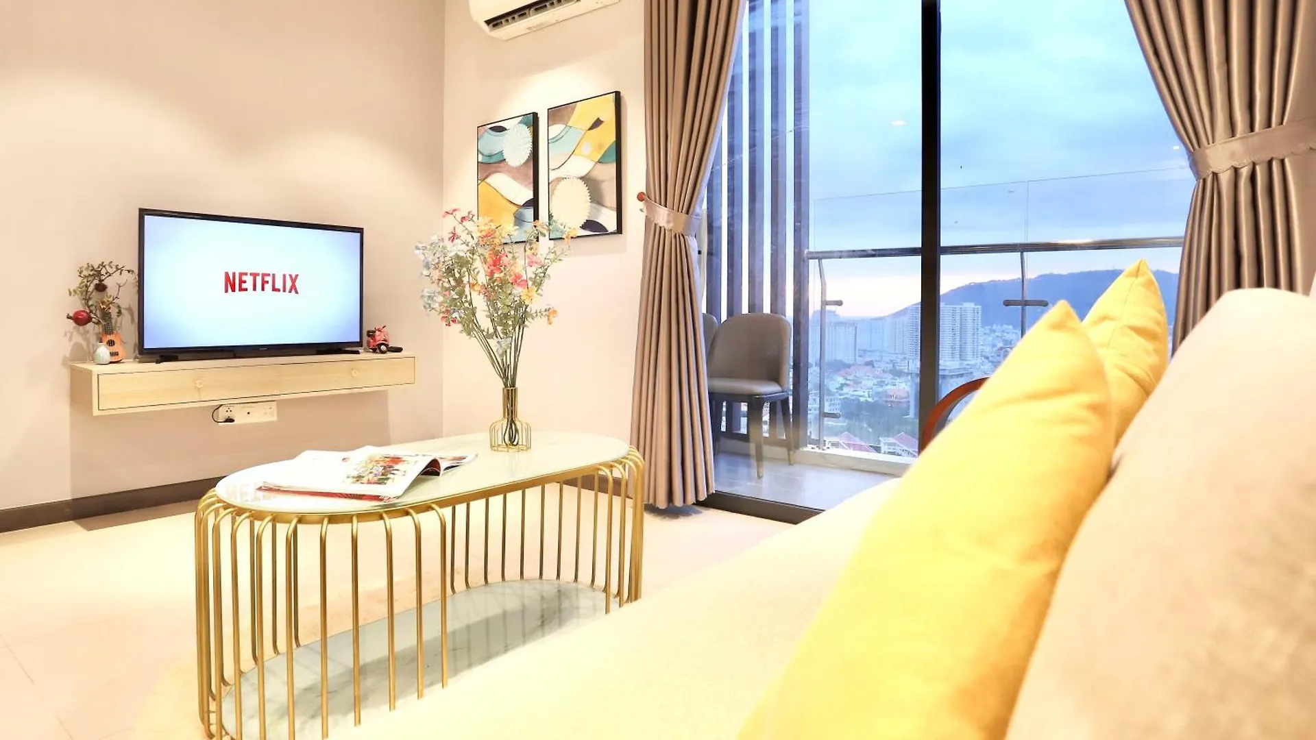 Seaside Apartment - Csj Tower Vung Tau, Pool & Ocean View 0*,  וייטנאם