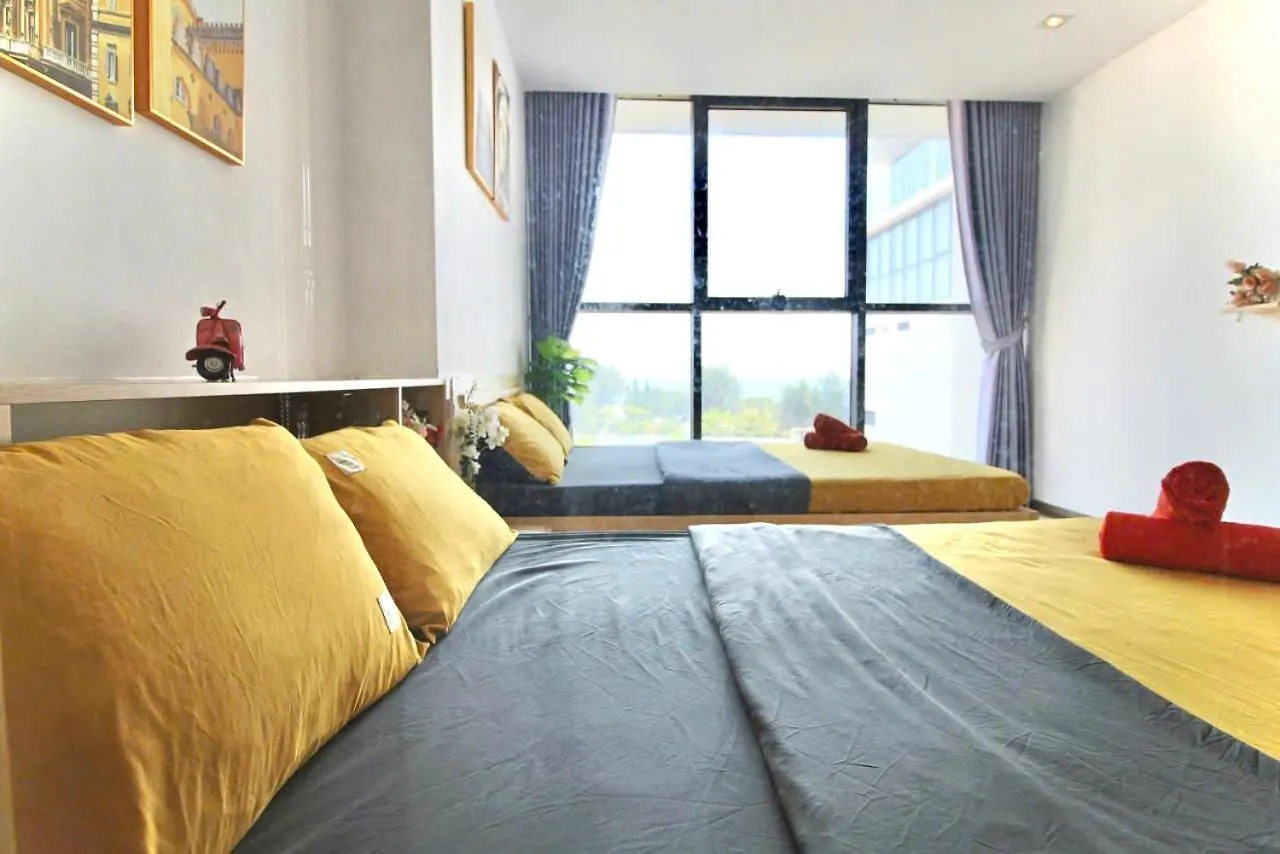 Seaside Apartment - Csj Tower Vung Tau, Pool & Ocean View 0*,  Vietnam