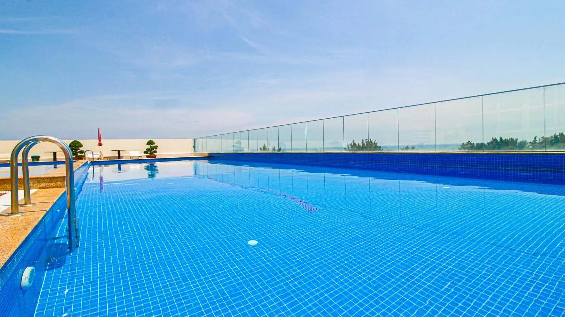 Seaside Apartment - Csj Tower Vung Tau, Pool & Ocean View
